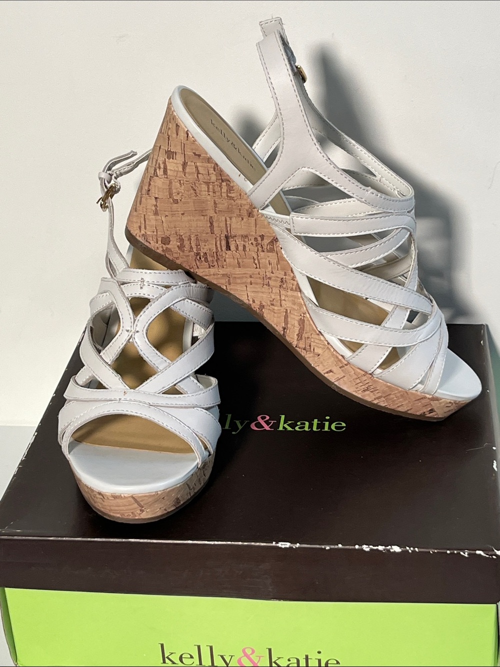 Kelly & KATIE NIB Summer Bridal Leather White Strappy Cork 3.5" Wedge Sandals 10